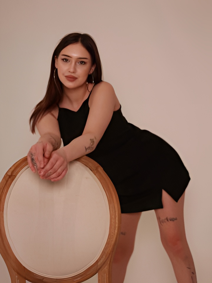 Илона привлекальеная девушка из Красноармейска цена от 5000 руб