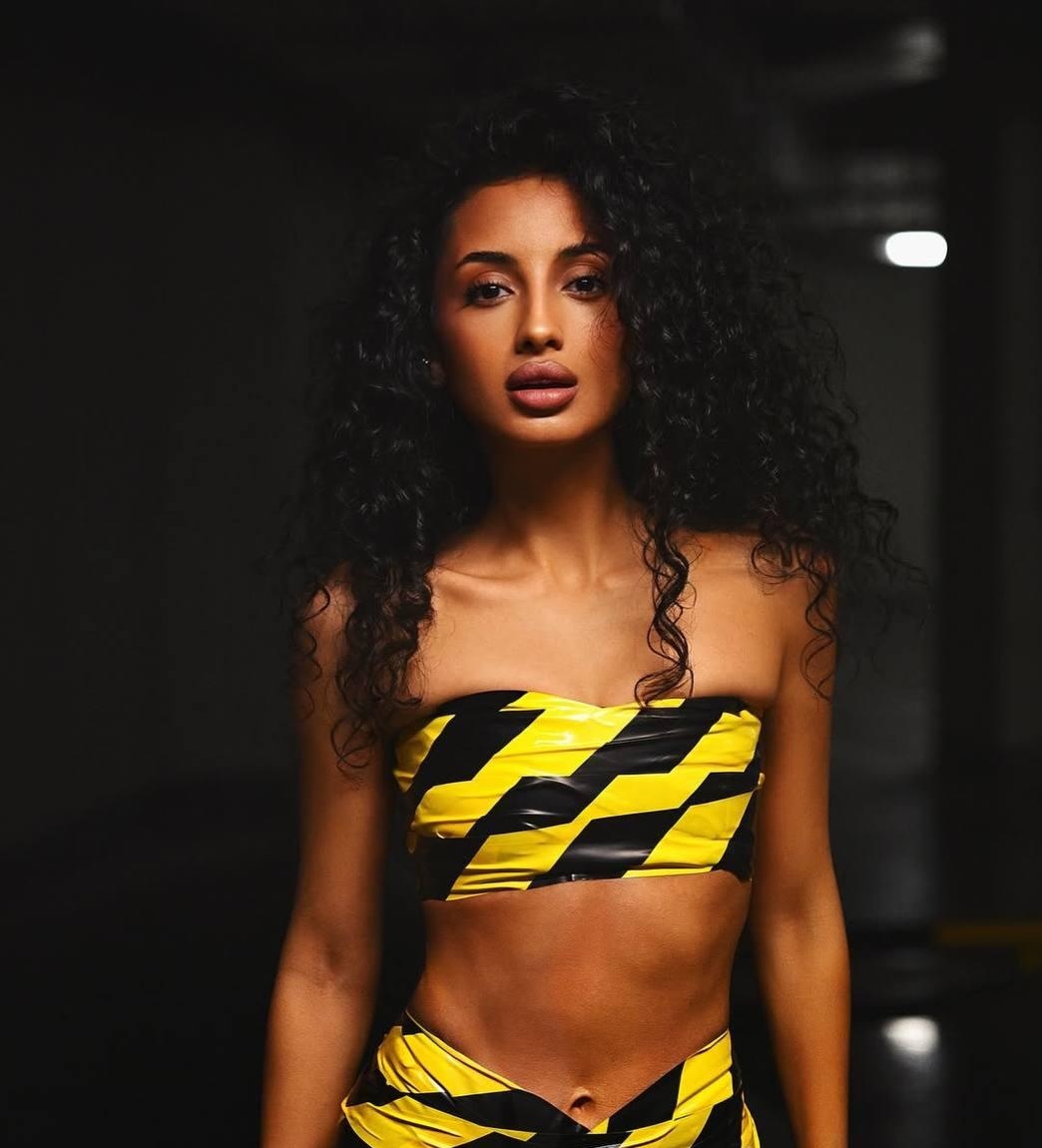 Луиза привлекальеная девушка из Красноармейска цена от 6000 руб