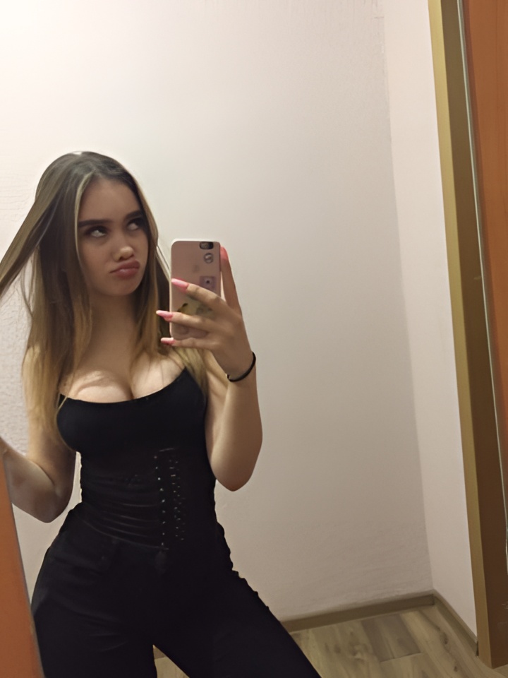 Индивидуалка Услада, доступна для личного знакомства от 10000 руб