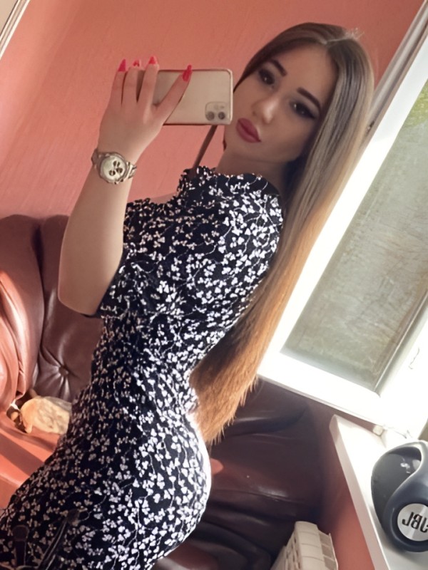 Екатерина привлекательная девушка из Красноармейска цена от 1500 руб