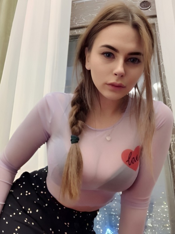 Ирина привлекательная девушка из Красноармейска цена от 2000 руб