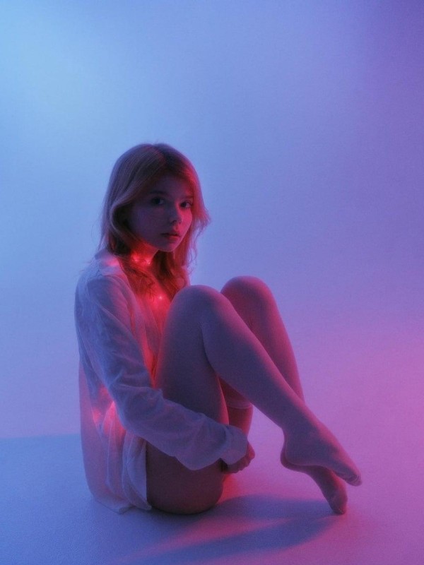 Тая привлекательная девушка из Красноармейска цена от 5000 руб